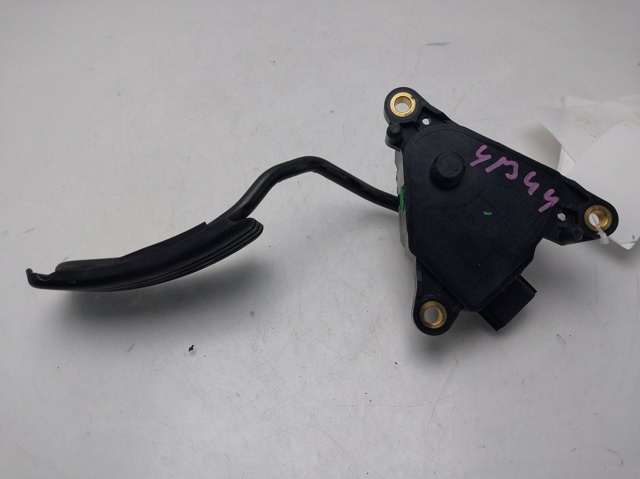 RENAULT 8200153268 Pedal del acelerador  comprar en Murcia