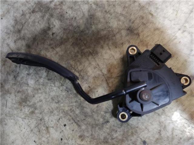 8200153268 RENAULT Pedal del acelerador  comprar en Oviedo