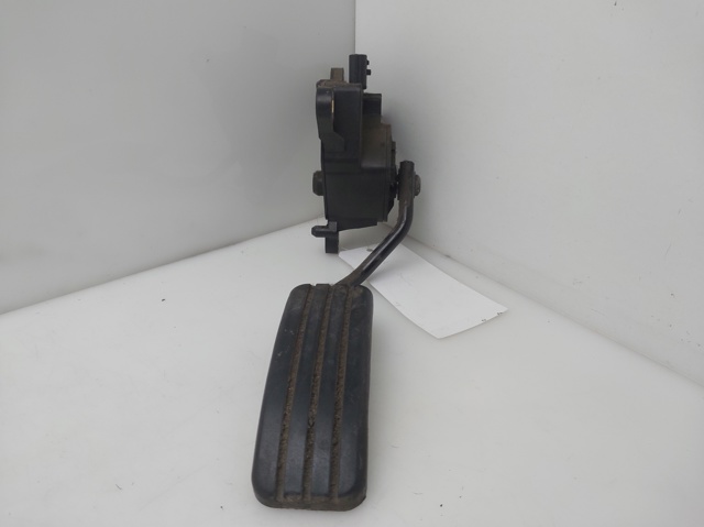 8200153268 Pedal del acelerador  en stock Castellón
