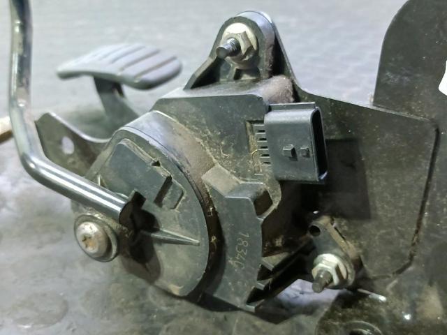 8200153270 Pedal del acelerador  comprar en Reus
