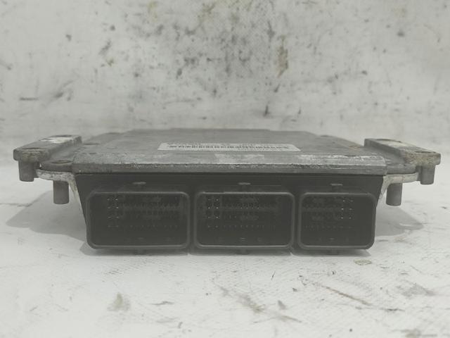 8200153946 RENAULT Unidad de control del motor (ECU)  comprar en Lleida