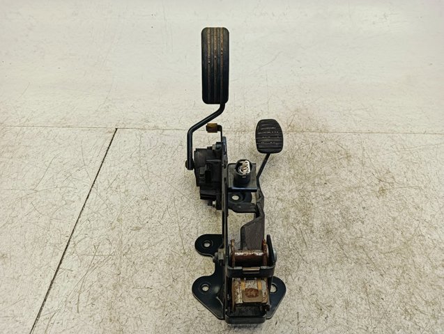 8200155989 Renault (RVI)