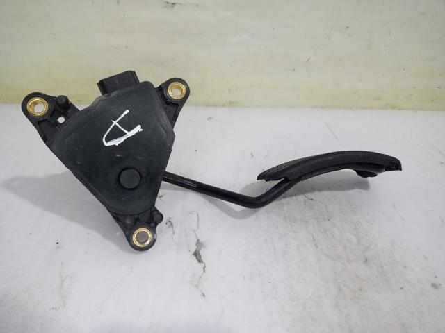 8200159647 RENAULT Pedal del acelerador  comprar en Lleida