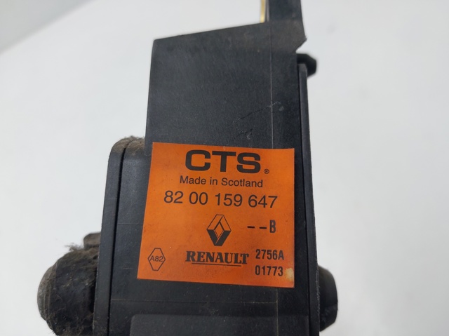 8200159647 Pedal del acelerador  disponible Utrera