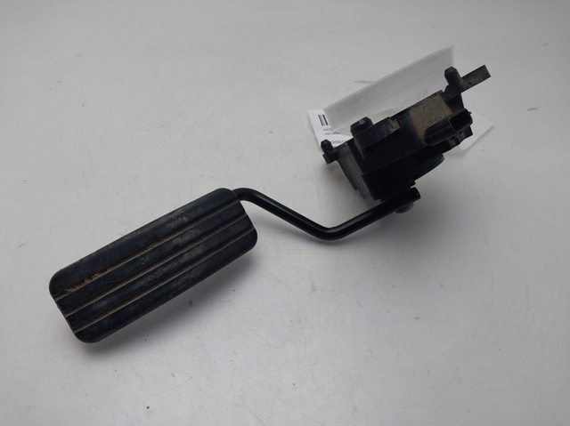 RENAULT 8200159647 Pedal del acelerador  comprar en Murcia