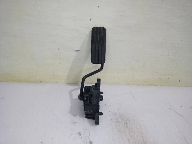 8200159647 RENAULT Pedal del acelerador  comprar en Jaén
