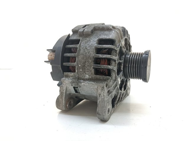 RENAULT 8200162474 Alternador  en stock Terrassa