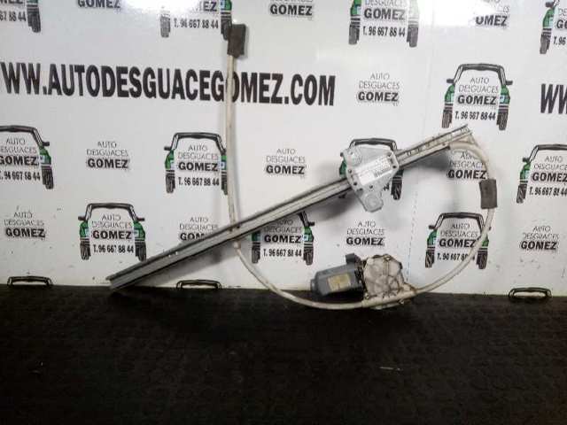 Mecanismo levanta, puerta delantera derecha 8200162710 RENAULT