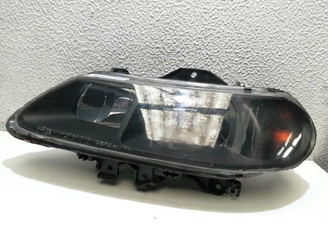 RENAULT 8200163323 Faro izquierdo  en stock Salamanca