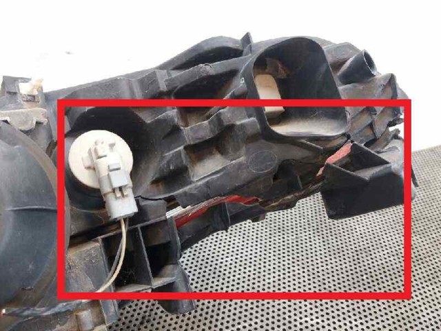 RENAULT 8200163324 Faro derecho  comprar en Murcia