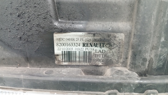 RENAULT 8200163324 Faro derecho comprar Barcelona