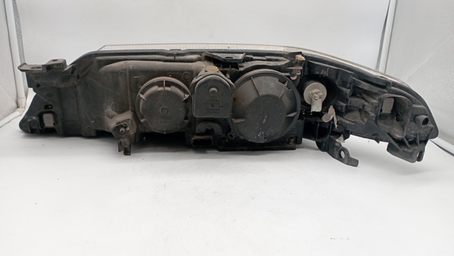 8200163324 RENAULT Faro derecho  disponible Ourense