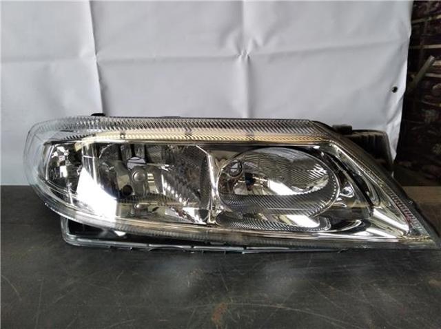 8200163324 Faro derecho comprar Almería