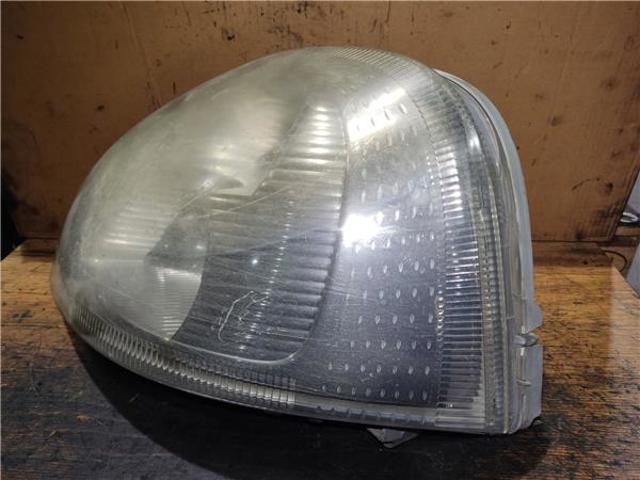 RENAULT 8200163516 Faro izquierdo  comprar en Albacete