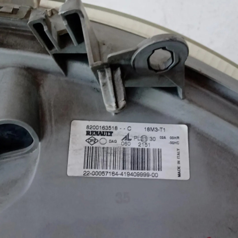 8200163518 Faro derecho  disponible Málaga