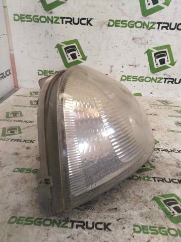 RENAULT 8200163518 Faro derecho  disponible España