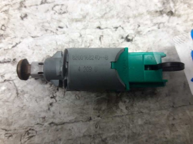 RENAULT 8200168240 Interruptor de embrague  disponible Valladolid
