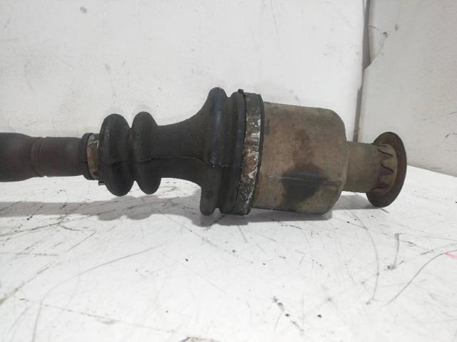 RENAULT 8200168513 Semieje delantero derecho  en stock Salamanca