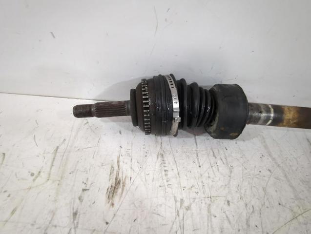 8200168513 RENAULT Semieje delantero derecho  en stock Huelva