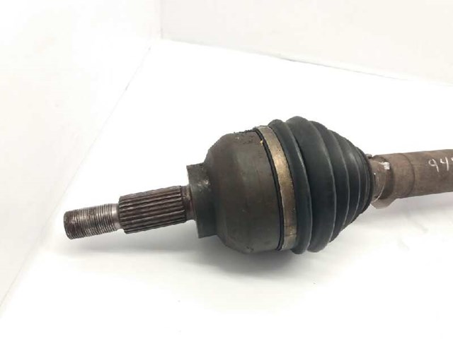 8200169176 Semieje delantero derecho  disponible Utrera