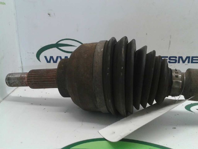 RENAULT 8200169176 Semieje delantero derecho  en stock Valencia