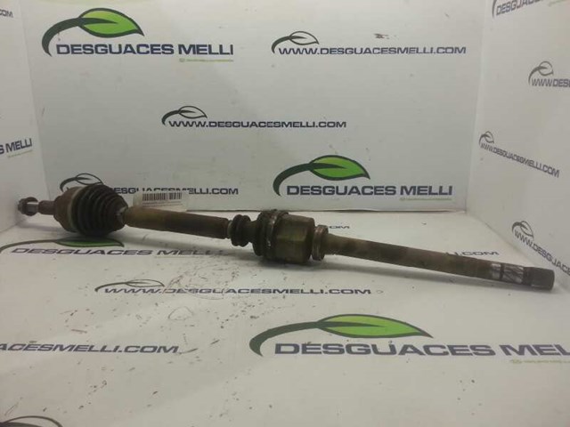 8200169176 RENAULT Semieje delantero derecho  en stock Córdoba