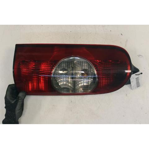 8200171472 RENAULT Piloto trasero izquierdo comprar Bilbao