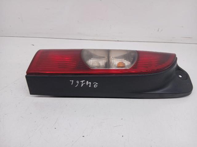 8200171472 Piloto trasero izquierdo comprar Girona