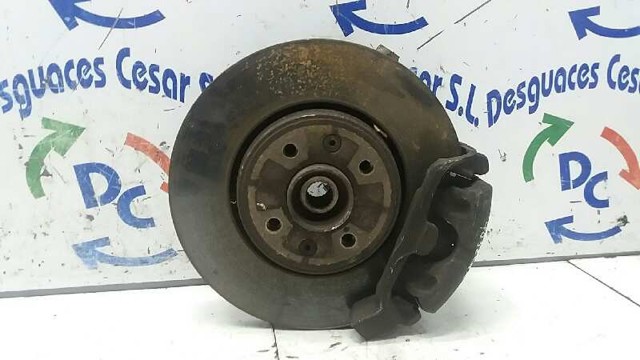 RENAULT 8200171678 Mangueta delantera derecha  en stock Valencia
