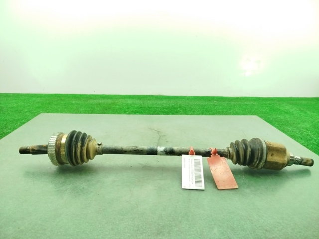 8200174903 Semieje trasero derecho  disponible Utrera