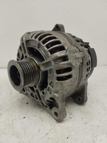 8200175210 RENAULT Alternador  disponible Ourense