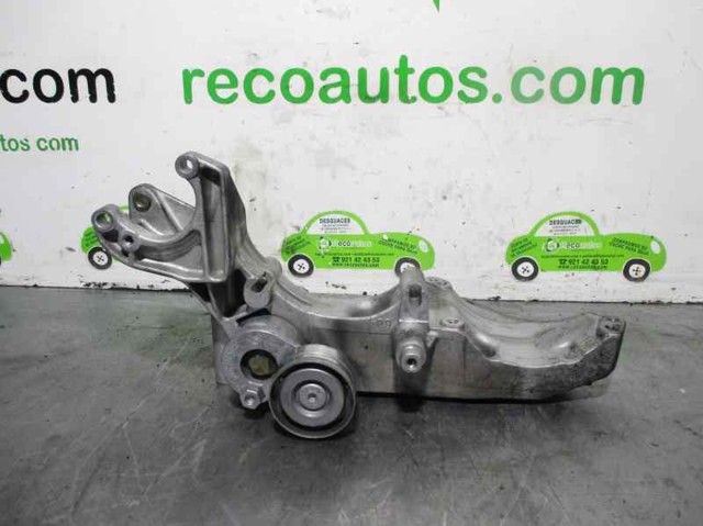 Soporte alternador 8200183234 Renault (RVI)