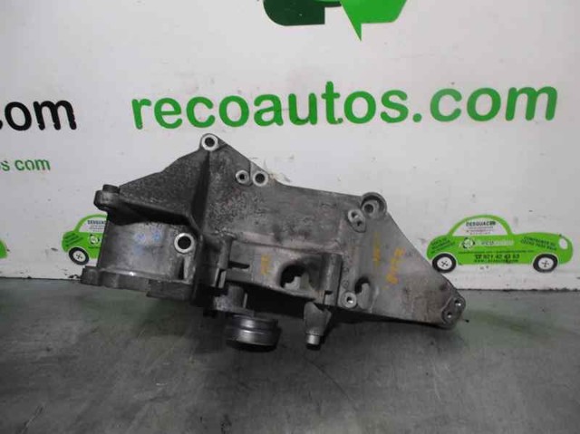 Soporte alternador 8200183234 Renault (RVI)