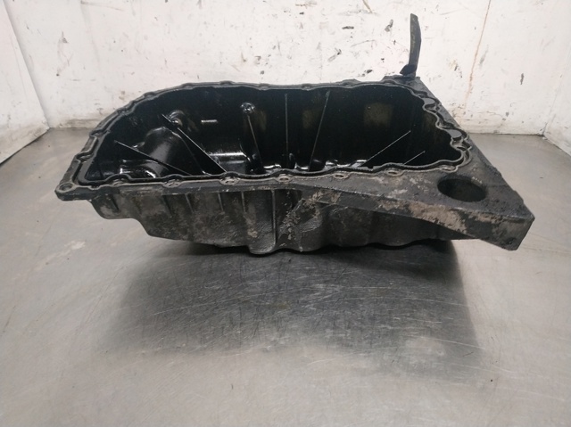 8200185680 Cárter de aceite  en stock Castellón