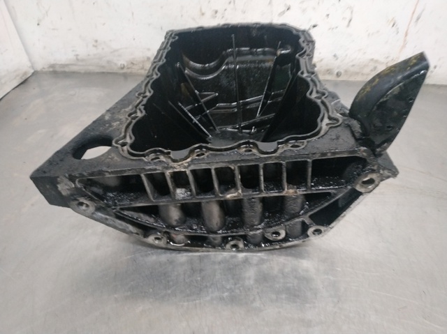 RENAULT 8200185680 Cárter de aceite comprar Barcelona
