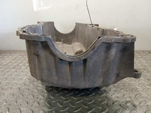 NISSAN 8200188389 Cárter de aceite del motor  comprar en Albacete