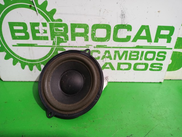 Altavoz de puerta delantera 8200193687 Renault (RVI)