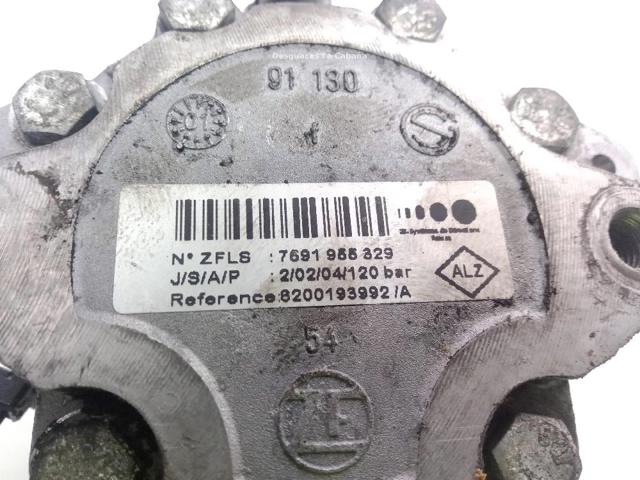 8200193992 RENAULT Bomba de dirección comprar Alcalá