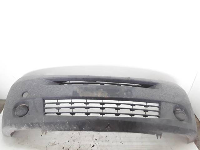 8200197134 Parachoques delantero  disponible Utrera