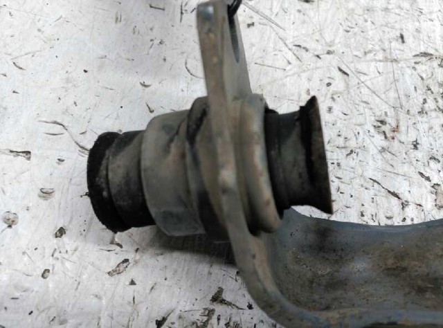 RENAULT 8200197453 Soporte de viga delantera  disponible Lugo