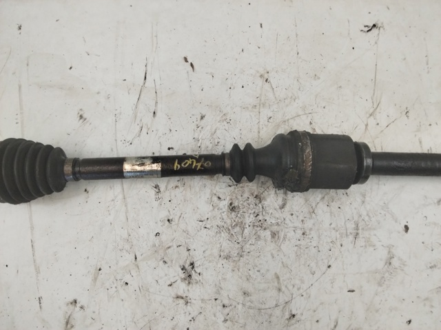8200198015 Semieje delantero derecho comprar Almería