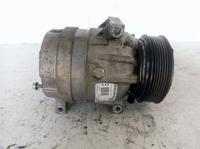 RENAULT 8200200671 Compresor de aire acondicionado  en stock Valencia