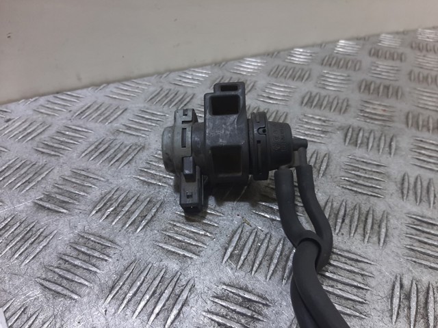 RENAULT 8200201099 Válvula solenoide de control de presión de sobrealimentación comprar Barcelona