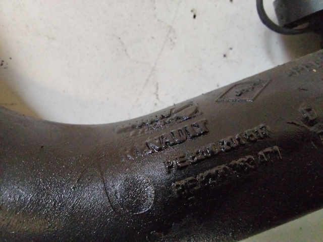 8200201617 RENAULT Tubo flexible de aire de sobrealimentación derecho comprar Madrid