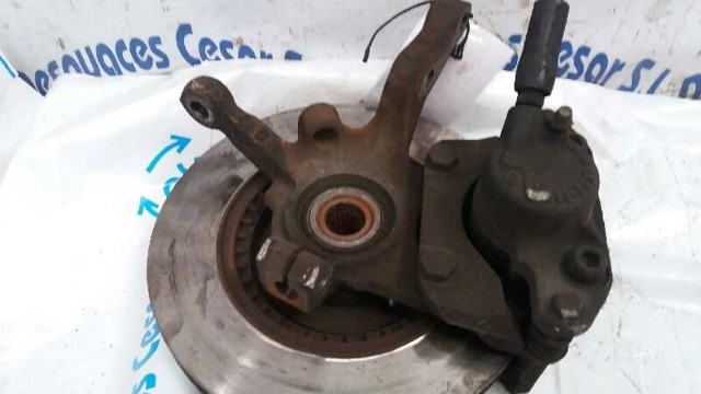RENAULT 8200207303 Mangueta delantera izquierda  en stock Valencia