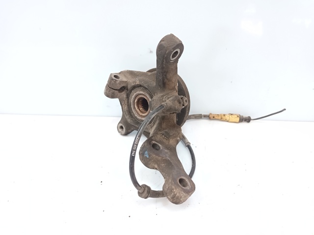 RENAULT 8200207307 Mangueta delantera izquierda  en stock Salamanca