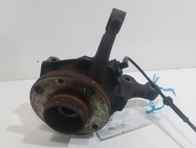 RENAULT 8200207313 Mangueta delantera derecha  en stock Valencia