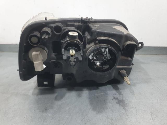 RENAULT 8200211005 Faro izquierdo  en stock Salamanca