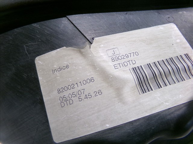 8200211006 RENAULT Faro derecho  disponible Ourense