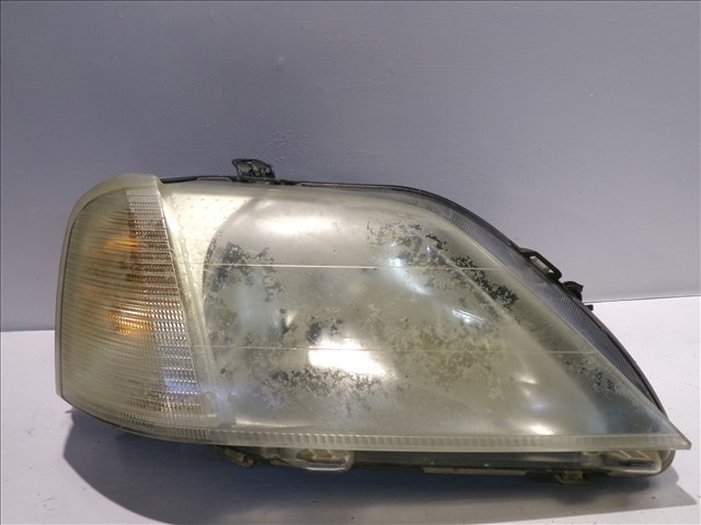 8200211006 Faro derecho  en stock Sabadell